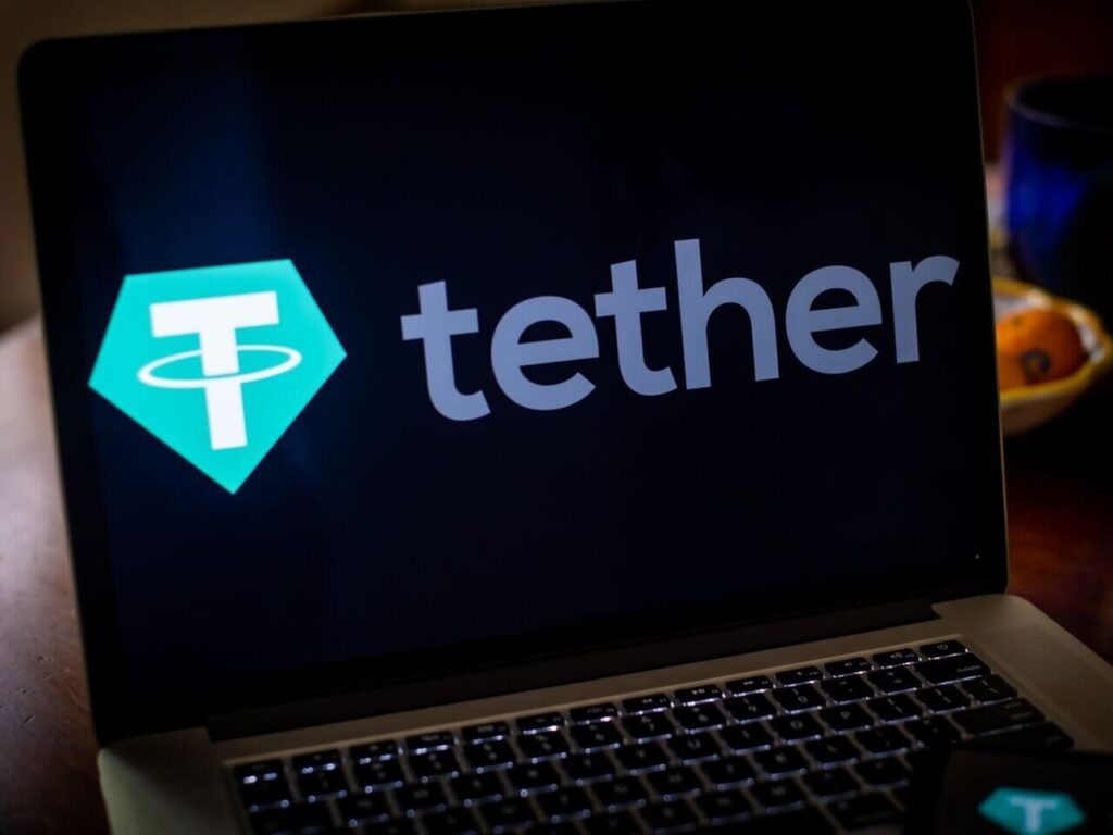 Tether lovit cu o amendă de 41 de milioane de dolari de către CFTC